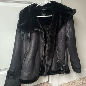 Black h&m coat